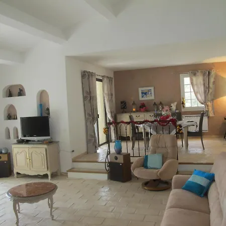 Bed & Breakfast L'oustau De Bigatie Lambesc