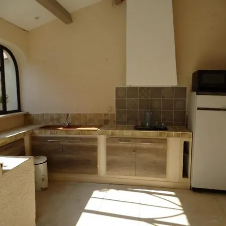 L'oustau De Bigatie Bed & Breakfast Lambesc