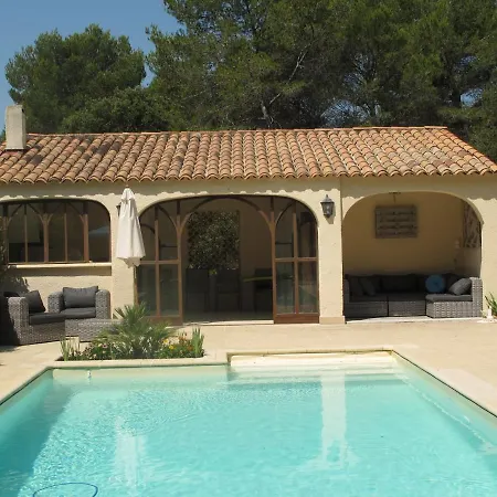 L'oustau De Bigatie Bed & Breakfast Lambesc